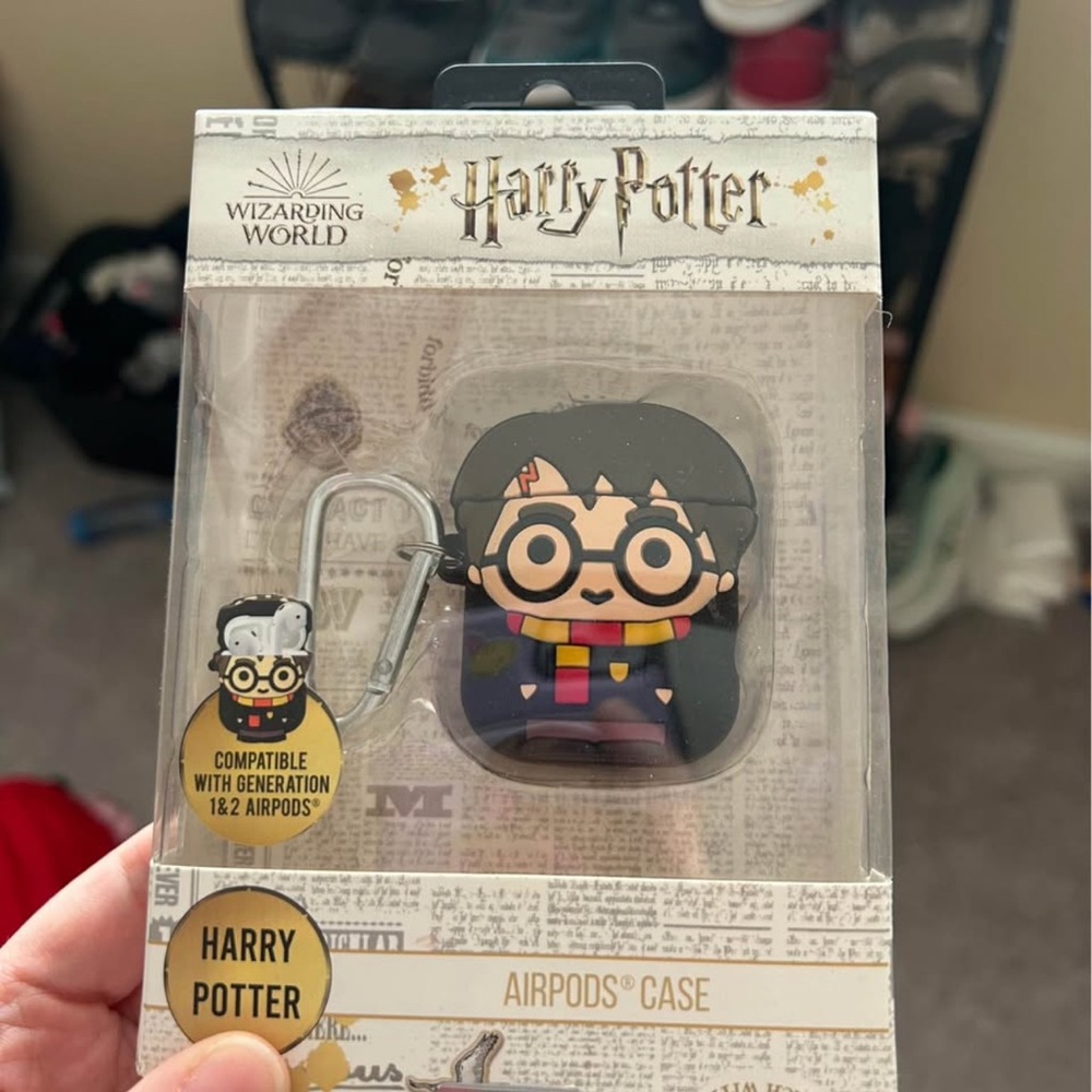 Warner Bros. Harry Potter AirPods Case
